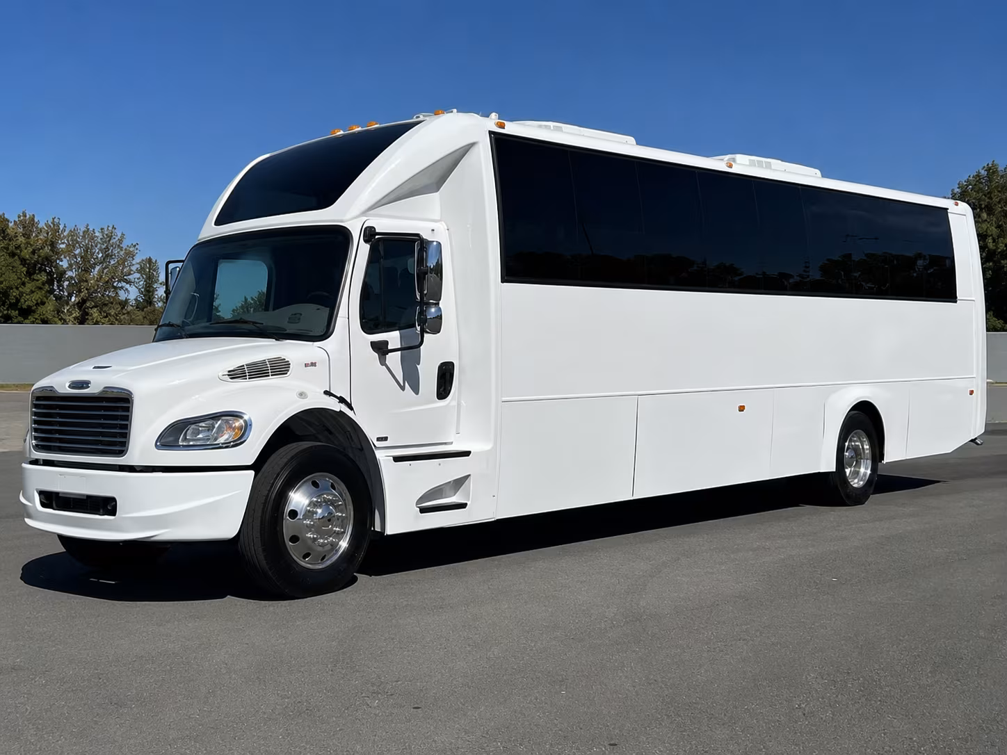 bachelor and bachelorette party buses in tulsa