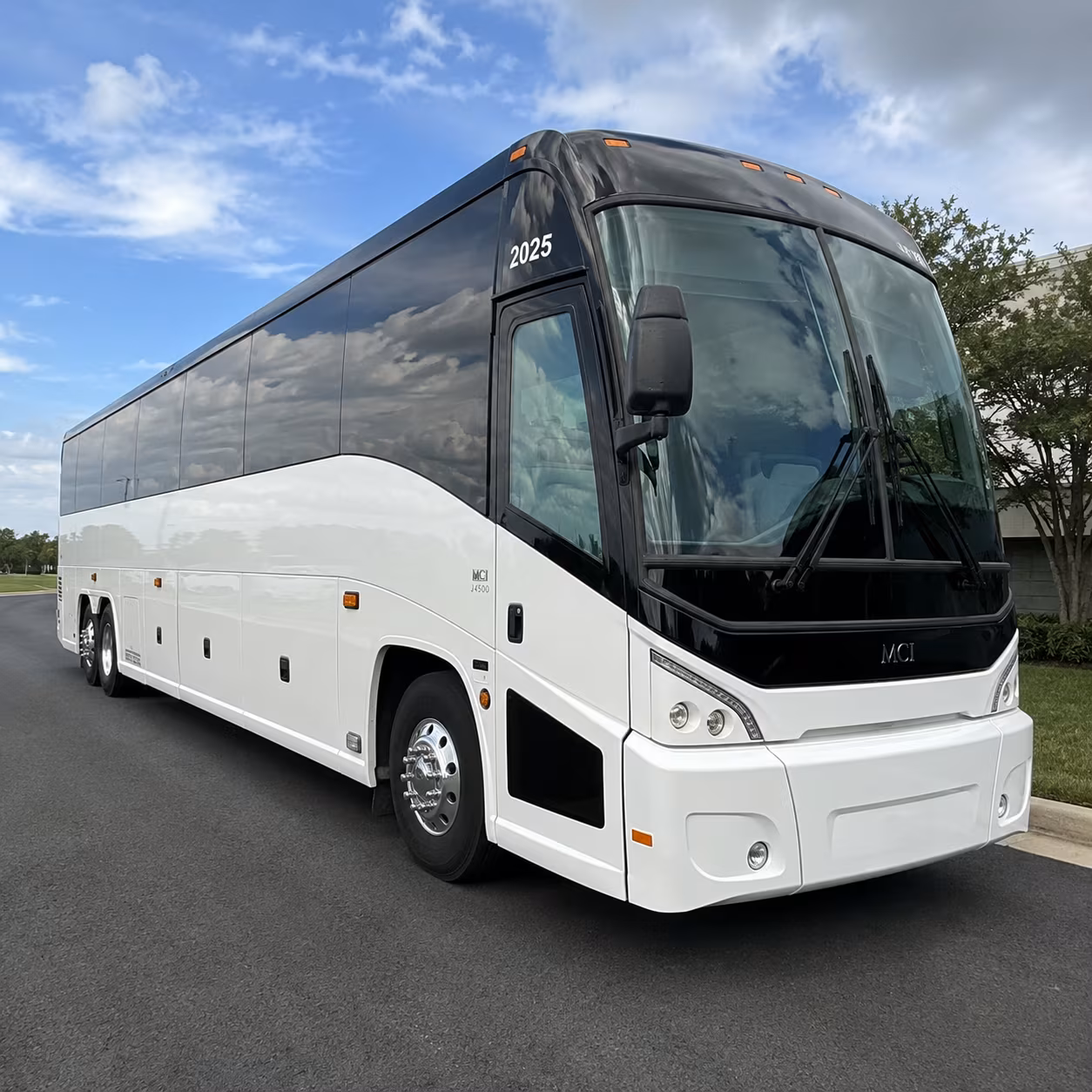 private charter buses for layovers in tulsa
