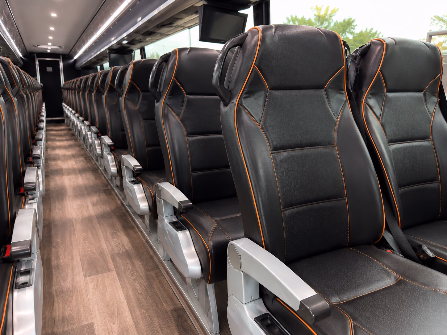 shuttle services for airline crews and airport staff in tulsa