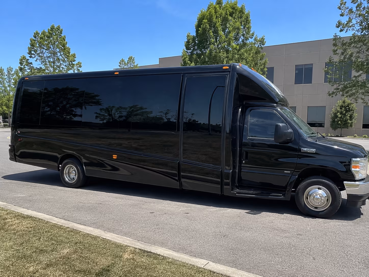 tulsa corporate retreat shuttle bus rentals
