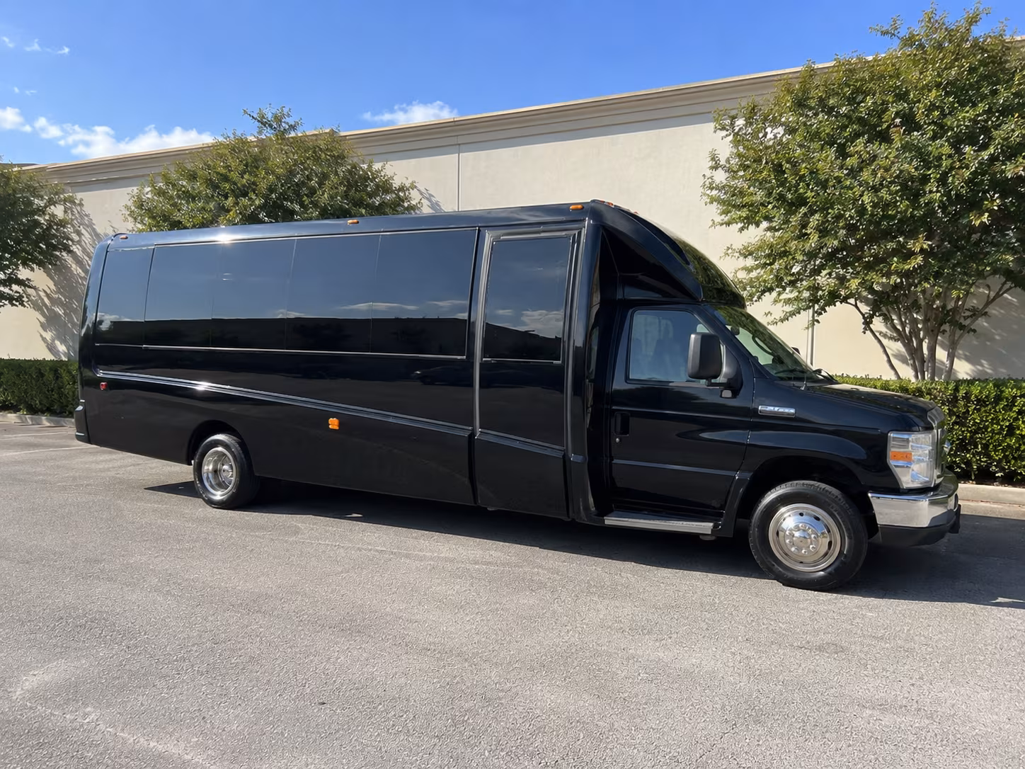 why book winery and brewery tours through tulsashuttlebusrentals com